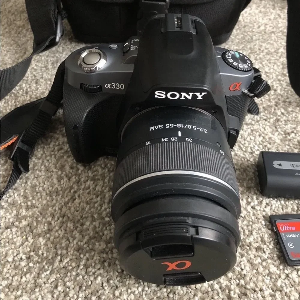 Sony Alpha a330 DSLR-A330 +18-55mm F3.5-5.6 SAM Lens Camera + Battery + Charger